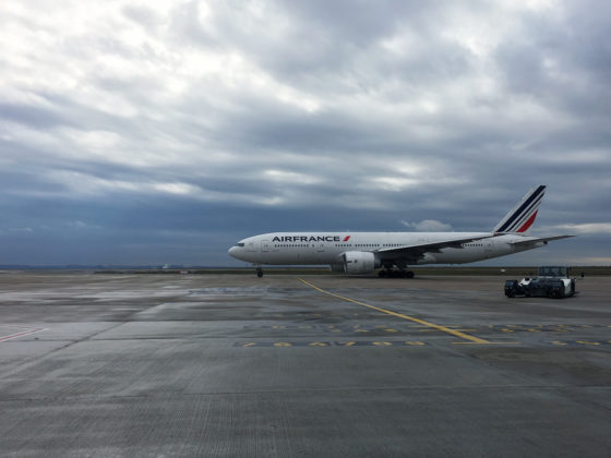 photo de tarmac avec un avion Air France